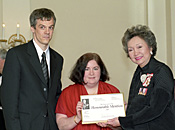 Reporters Lindsay Kines and Kim Bolan accept the 2001 Michener Honourable Mention award from Governor General Adrienne Clarkson.