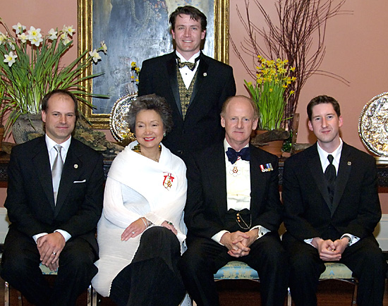 Seated L to R: Malcolm Kirk, Herald editor-in-chief; Her Excellency Adrienne Clarkson; His Excellency John Ralston Saul; reporter Grant Robertson. Standing: Lorne Motley, Herald deputy editor.