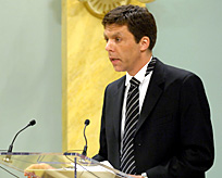 Robert Cribb
