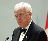 Russell Mills