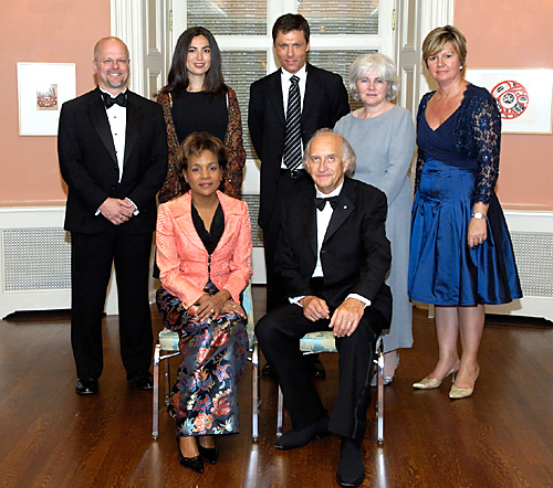 L-R back row: Toronto Star editor-in-chief Fred Kuntz; Tanya Talaga, reporter; Robert Cribb, reporter; Lynn McAuley, City Editor; Jagoda Pike, publisher Toronto Star. Front row; Her Excellency Micha�lle Jean, Governor General of Canada, His Excellency Jean-Daniel Lafond.