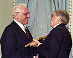 Stephen Beecroft accepts Citation of Merit from Governor General Rom&eacute;o LeBlanc